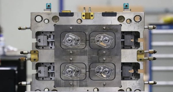 plastic injection mold tooling