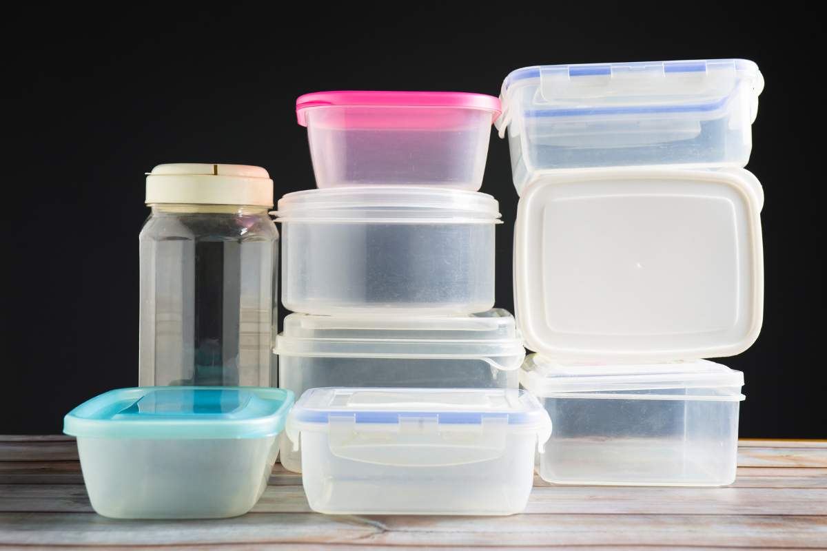 Custom plastic Container manufacturers