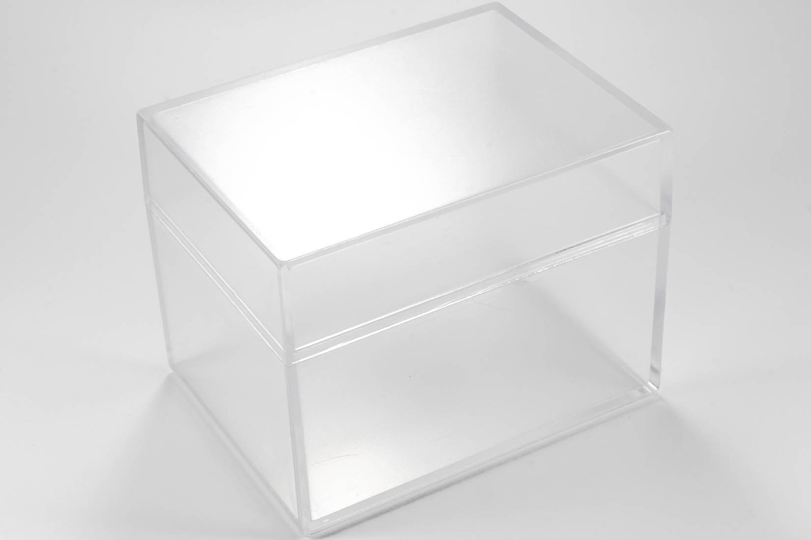 custom acrylic boxes